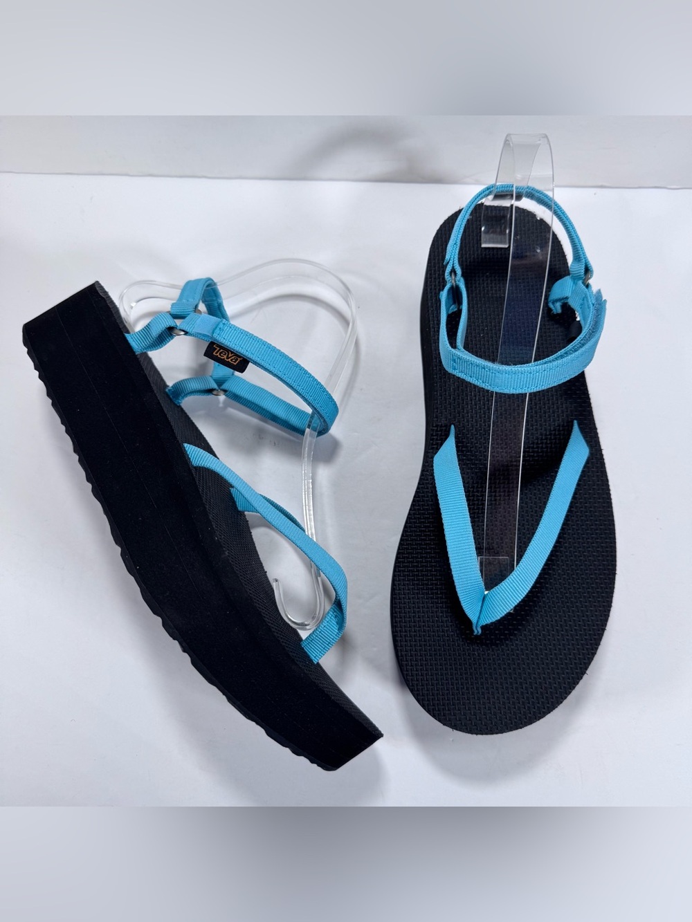 Teva Teal Strappy Flatform Platform Lightweight Sandal Slim Women Size 11